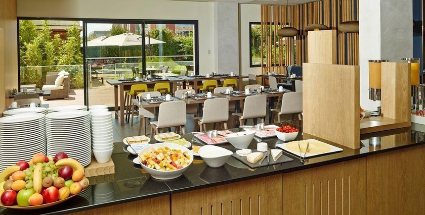 Imagen general del Hotel Holiday Inn Express Toulouse Airport, An Ihg. Foto 8