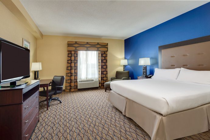 Imagen de la habitación del Hotel Holiday Inn Express Tower Center, An Ihg. Foto 8