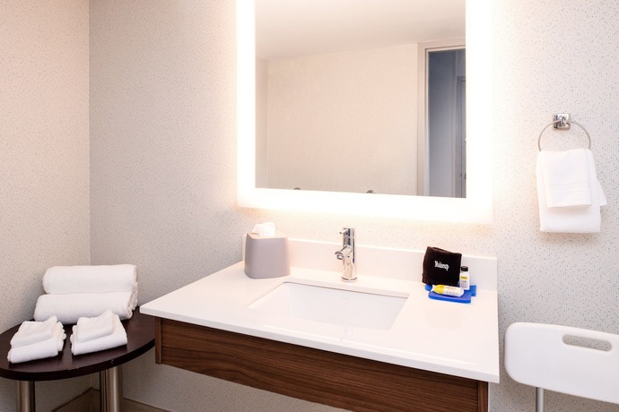 Imagen de la habitación del Hotel Holiday Inn Express Towson - Baltimore North, An Ihg. Foto 11