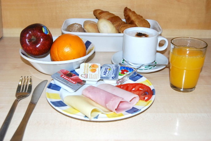 Imagen del bar/restaurante del Hotel Holiday Inn Express Valencia - Bonaire, An Ihg. Foto 3