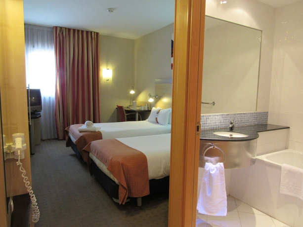 Imagen de la habitación del Hotel Holiday Inn Express Valencia - Bonaire, An Ihg. Foto 12