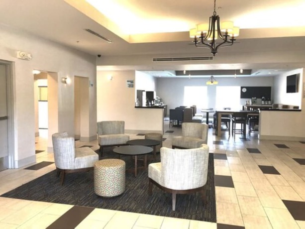 Imagen del bar/restaurante del Hotel Holiday Inn Express Venice, An Ihg. Foto 2