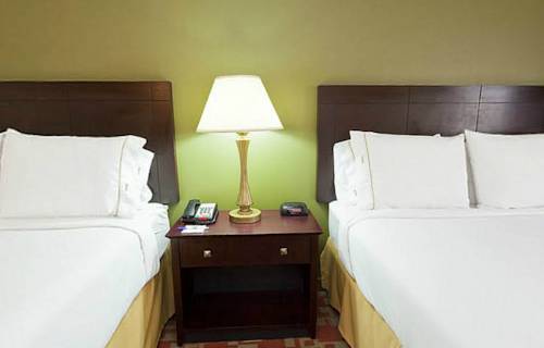 Imagen de la habitación del Hotel Holiday Inn Express Vincennes. Foto 5