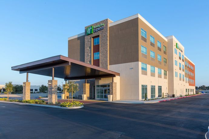 Imagen general del Hotel Holiday Inn Express Visalia Sequoia Gateway Area, An Ihg. Foto 2