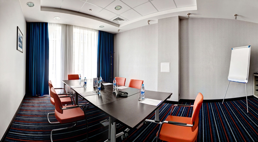 Imagen de los interiores del Hotel Holiday Inn Express Voronezh - Kirova. Foto 10