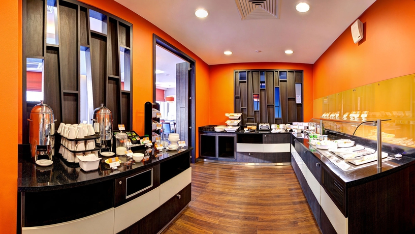 Imagen del bar/restaurante del Hotel Holiday Inn Express Voronezh - Kirova. Foto 4