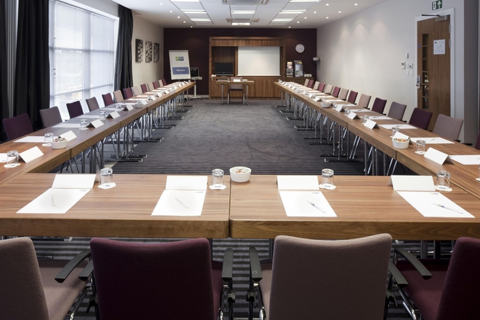 Imagen de los interiores del Hotel Holiday Inn Express Walsall M6j10, An Ihg. Foto 13