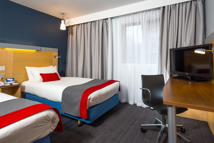 Imagen de la habitación del Hotel Holiday Inn Express Warwick - Stratford-upon-avon, An Ihg. Foto 7