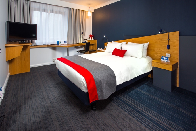 Imagen de la habitación del Hotel Holiday Inn Express Warwick - Stratford-upon-avon, An Ihg. Foto 9