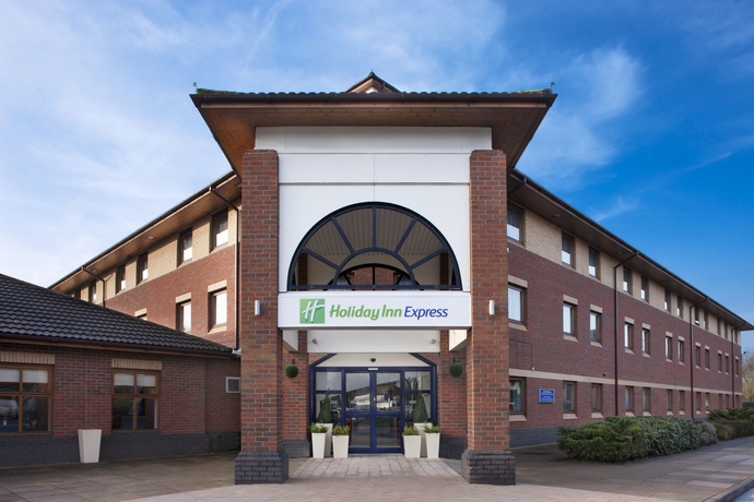 Imagen general del Hotel Holiday Inn Express Warwick - Stratford-upon-avon, An Ihg. Foto 2