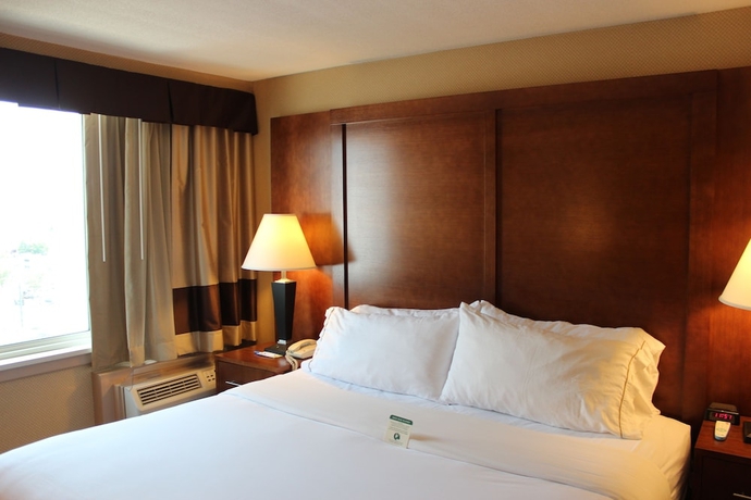 Imagen de la habitación del Hotel Holiday Inn Express Washington DC N-Silver Spring. Foto 7