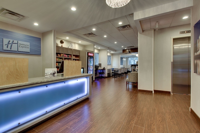 Imagen de los interiores del Hotel Holiday Inn Express Washington DC N-Silver Spring. Foto 19
