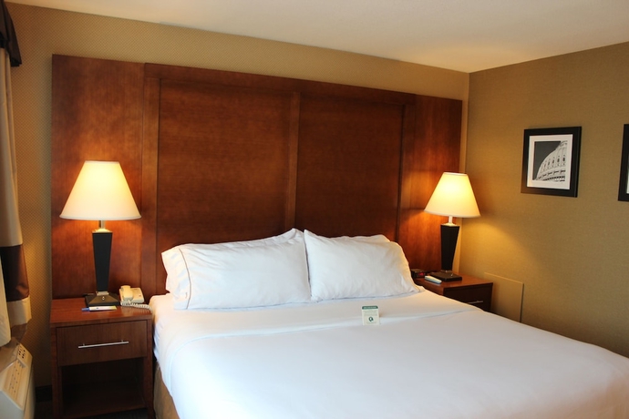 Imagen de la habitación del Hotel Holiday Inn Express Washington DC N-Silver Spring. Foto 16