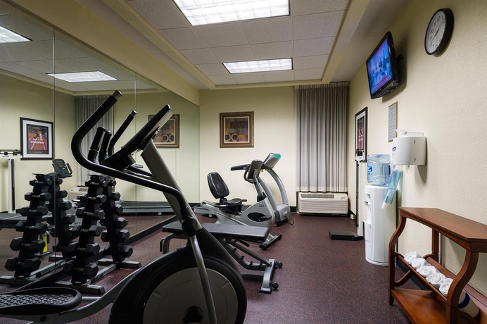 Imagen de los interiores del Hotel Holiday Inn Express Washington Dc East - Andrews Afb, An Ihg. Foto 11