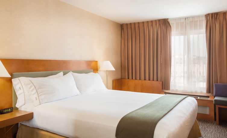 Imagen de la habitación del Hotel Holiday Inn Express West Los Angeles. Foto 7