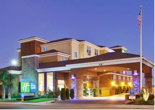 Imagen general del Hotel Holiday Inn Express- West Sacramento. Foto 1