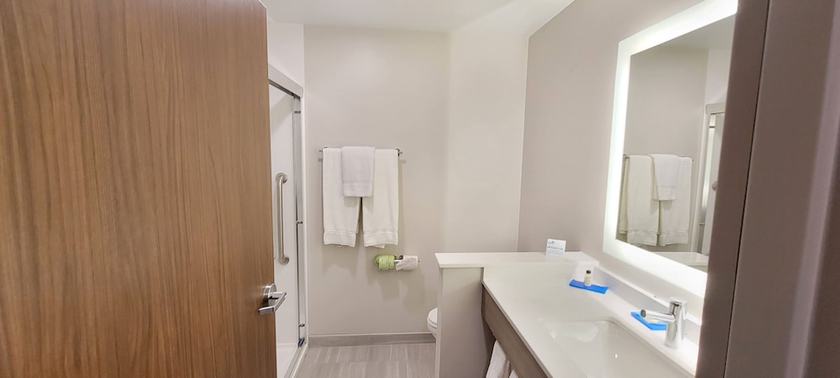 Imagen de la habitación del Hotel Holiday Inn Express White Marsh, An Ihg. Foto 12