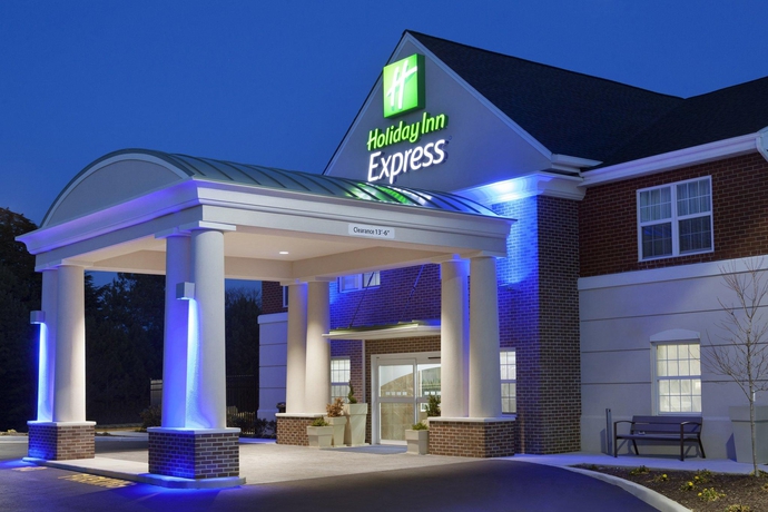 Imagen de los interiores del Hotel Holiday Inn Express Williamsburg North. Foto 14