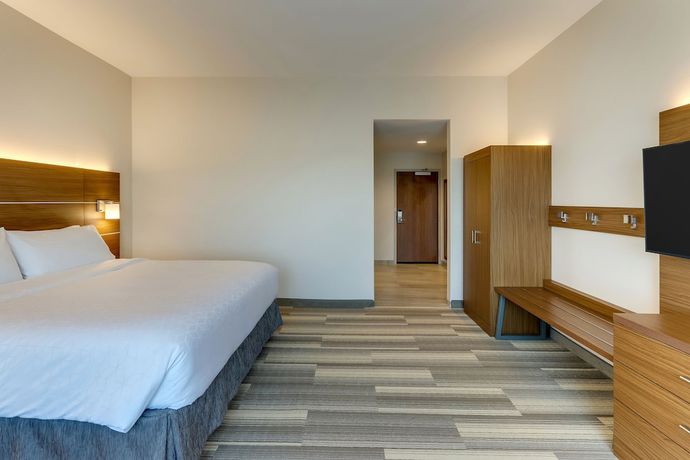 Imagen de la habitación del Hotel Holiday Inn Express Wilmington Porters Neck, an IHG. Foto 13