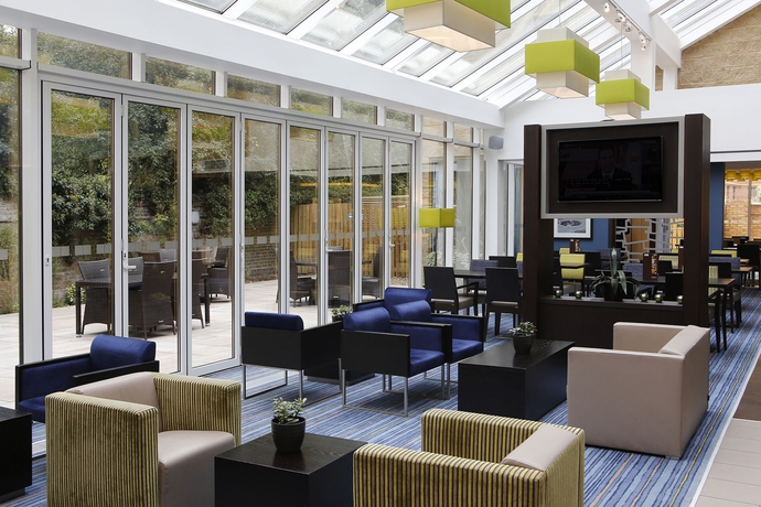 Imagen de los interiores del Hotel Holiday Inn Express Windsor, An Ihg. Foto 12