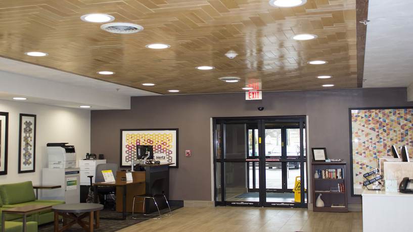 Imagen de los interiores del Hotel Holiday Inn Express Winfield, an IHG. Foto 18