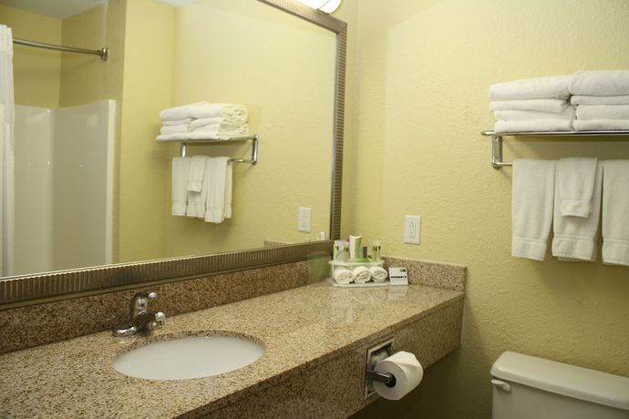 Imagen de la habitación del Hotel Holiday Inn Express Winfield, an IHG. Foto 10