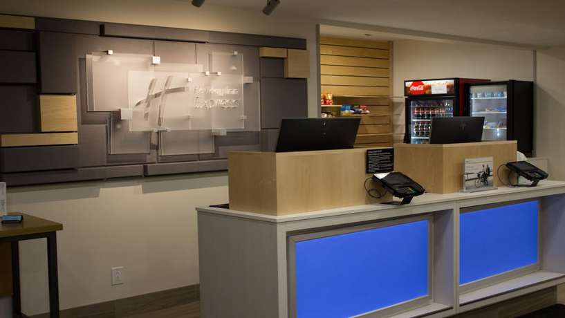 Imagen de los interiores del Hotel Holiday Inn Express Winfield, an IHG. Foto 20