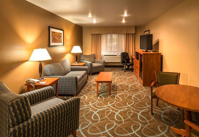 Imagen de la piscina del Hotel Holiday Inn Express Winnemucca. Foto 15