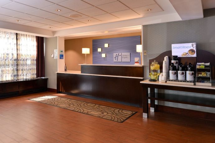 Imagen de los interiores del Hotel Holiday Inn Express Worcester Downtown. Foto 18