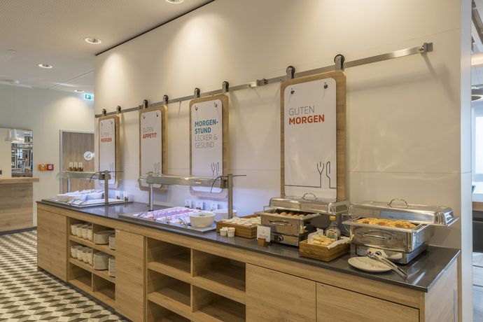 Imagen del bar/restaurante del Hotel Holiday Inn Express Wuppertal - Hauptbahnhof, An Ihg. Foto 3