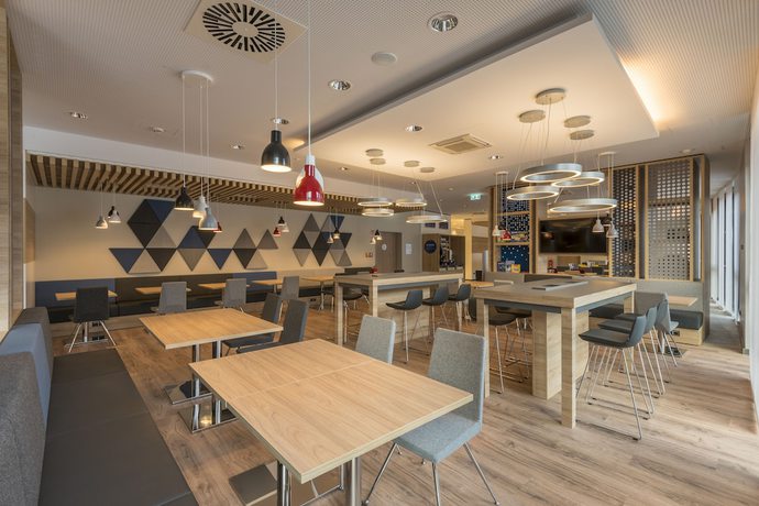 Imagen de los interiores del Hotel Holiday Inn Express Wuppertal - Hauptbahnhof, An Ihg. Foto 19