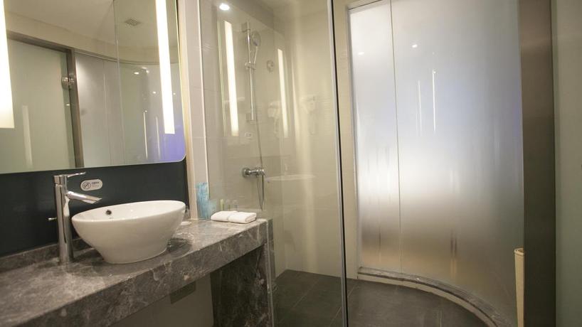 Imagen de la habitación del Hotel Holiday Inn Express Xiamen City Center, An Ihg. Foto 4