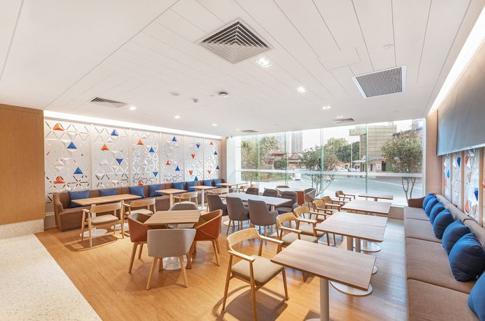 Imagen del bar/restaurante del Hotel Holiday Inn Express Xiamen Tongan, An Ihg. Foto 6