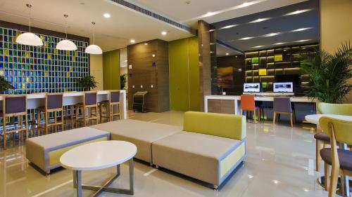 Imagen general del Hotel Holiday Inn Express Xi'an High-tech Zone. Foto 2