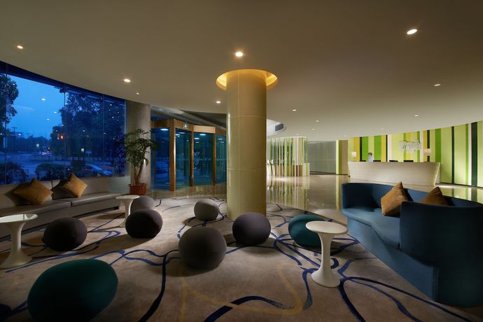 Imagen de los interiores del Hotel Holiday Inn Express Yangzhou City Center, An Ihg. Foto 20