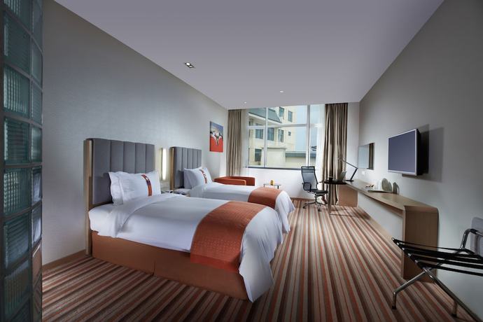 Imagen de la habitación del Hotel Holiday Inn Express Yangzhou City Center, An Ihg. Foto 11