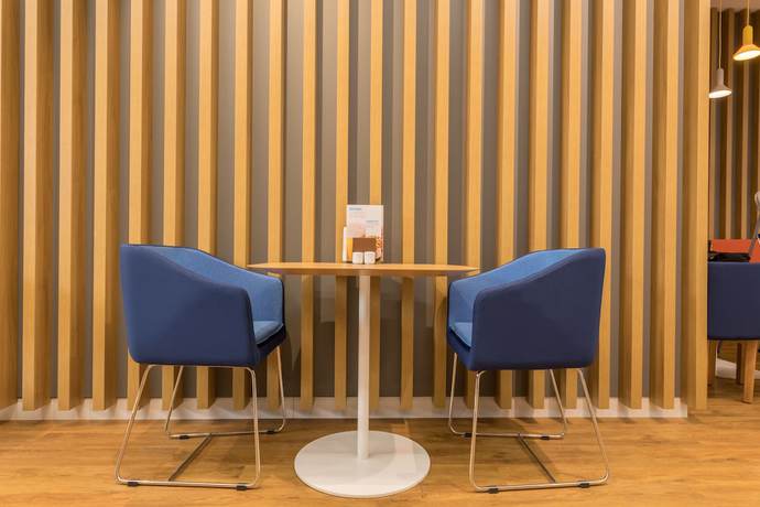Imagen de los interiores del Hotel Holiday Inn Express Yerevan, An Ihg. Foto 16
