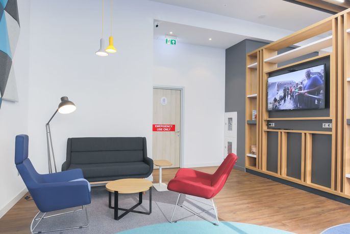 Imagen de los interiores del Hotel Holiday Inn Express Yerevan, An Ihg. Foto 18