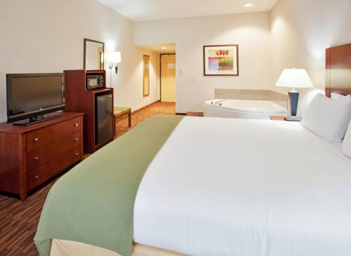 Imagen de la habitación del Hotel Holiday Inn Express Yreka-shasta Area, An Ihg. Foto 8