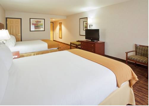 Imagen de la habitación del Hotel Holiday Inn Express Yreka-shasta Area, An Ihg. Foto 11
