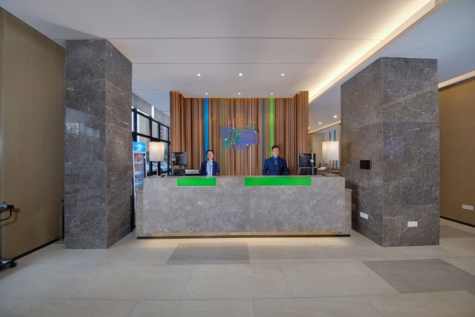 Imagen de los interiores del Hotel Holiday Inn Express Zhangjiagang East, An Ihg. Foto 19