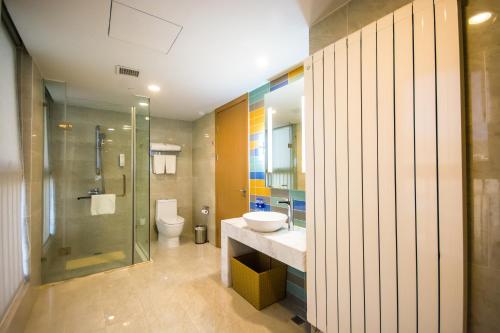 Imagen de la habitación del Hotel Holiday Inn Express Zhangjiakou Park View. Foto 7