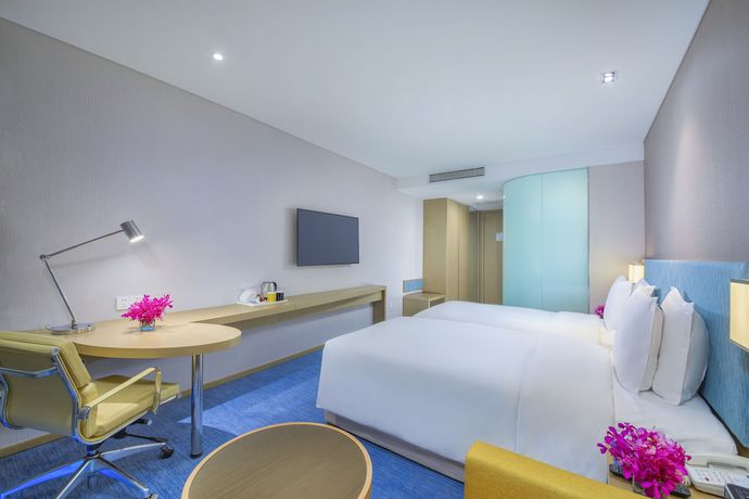 Imagen de la habitación del Hotel Holiday Inn Express Zhengzhou Longzi Lake, An Ihg. Foto 13