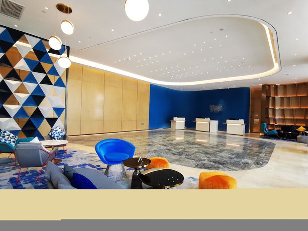 Imagen de los interiores del Hotel Holiday Inn Express Zhoushan Dinghai, An Ihg. Foto 19