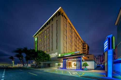 Imagen general del Hotel Holiday Inn Express Zhuhai Guishan Island, an IHG. Foto 8