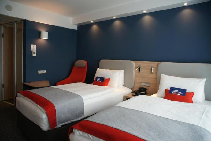 Imagen de la habitación del Hotel Holiday Inn Express Zurich Airport by IHG. Foto 4