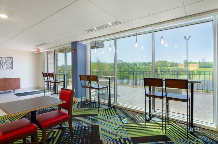 Imagen general del Hotel Holiday Inn Express & Suites - Abingdon, an IHG Hotel. Foto 17