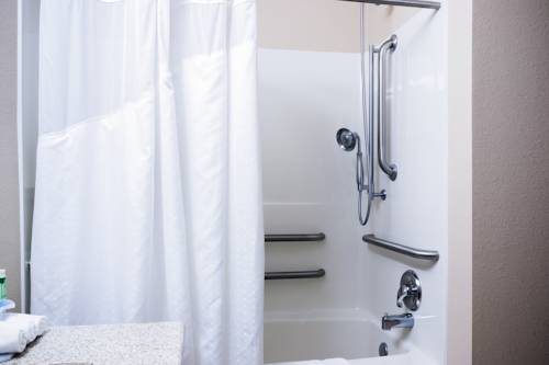 Imagen de la habitación del Hotel Holiday Inn Express & Suites Acme-traverse City. Foto 7