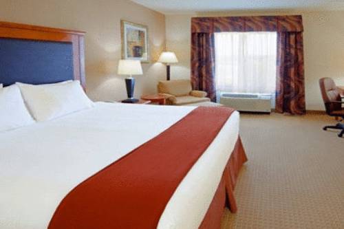 Imagen de la habitación del Hotel Holiday Inn Express & Suites Albany Airport Area - Latham. Foto 11