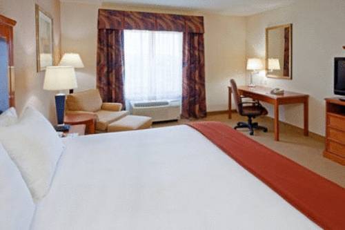 Imagen de la habitación del Hotel Holiday Inn Express & Suites Albany Airport Area - Latham. Foto 12